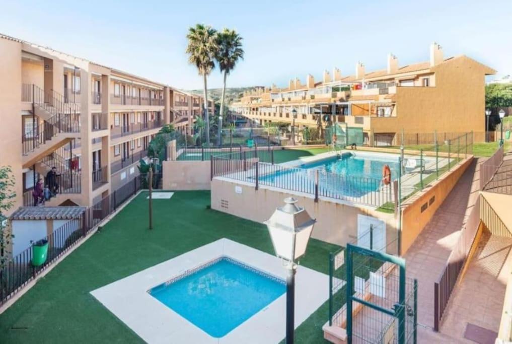 Atico Con Gran Terraza A 50 Metros De La Playa De Casares Apartment San Luis de Sabinillas Luaran gambar